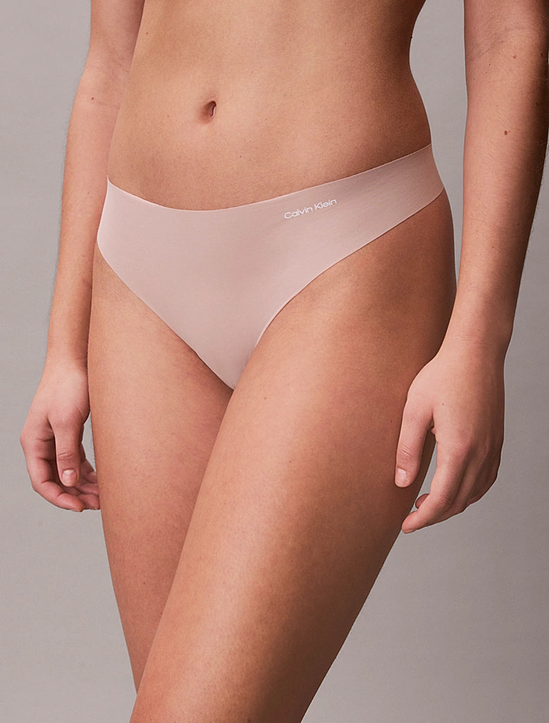 Calvin Klein | Invisibles Thongs 3 Pack | Black/ Cedar/ Soft Mauve