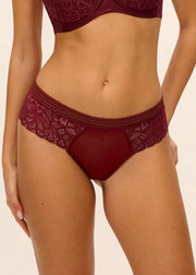 Wacoal | Raffine Tanga | Carmine