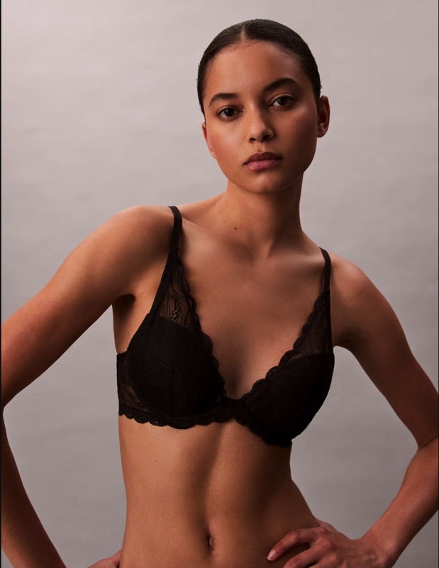 Calvin Klein | Sensual Stretch Lace Lightly Lined Plunge Bra | Black