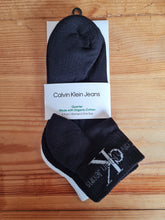 Load image into Gallery viewer, Calvin Klein | 2 Pack Quarter Socks | Black Combo
