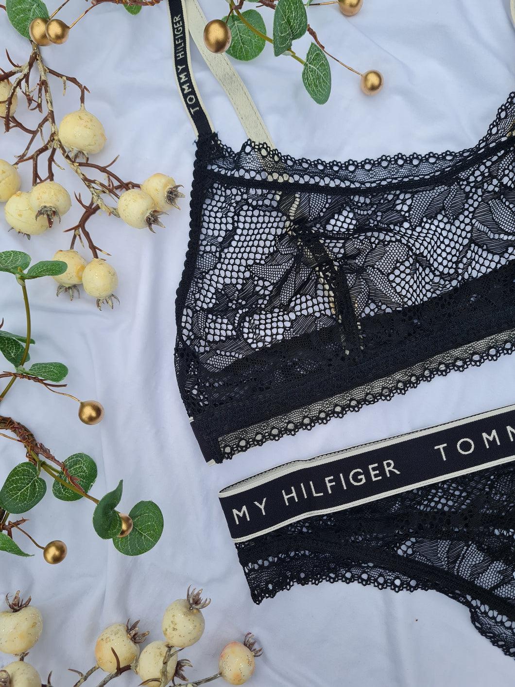 Tommy Hilfiger | Floral Lace Bralette | Black