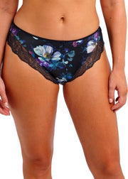 Fantasie | Lucia Brief | Midnight