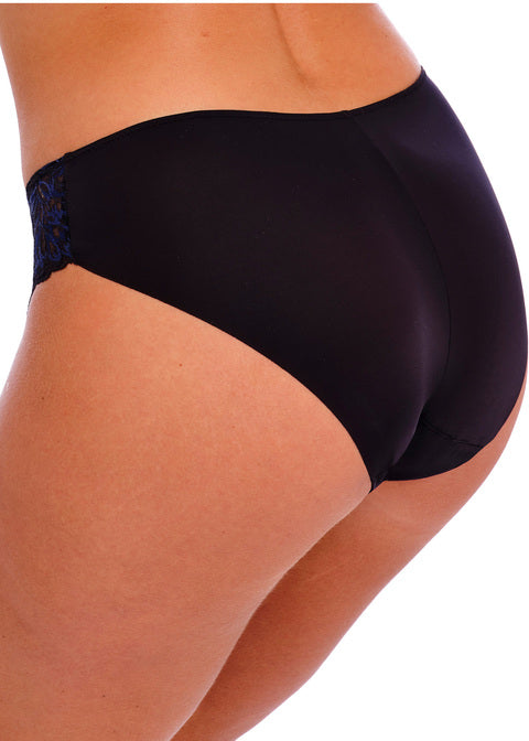 Fantasie |  Emmaline Brief | Midnight