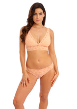 Load image into Gallery viewer, Wacoal | Halo Bralette | Apricot
