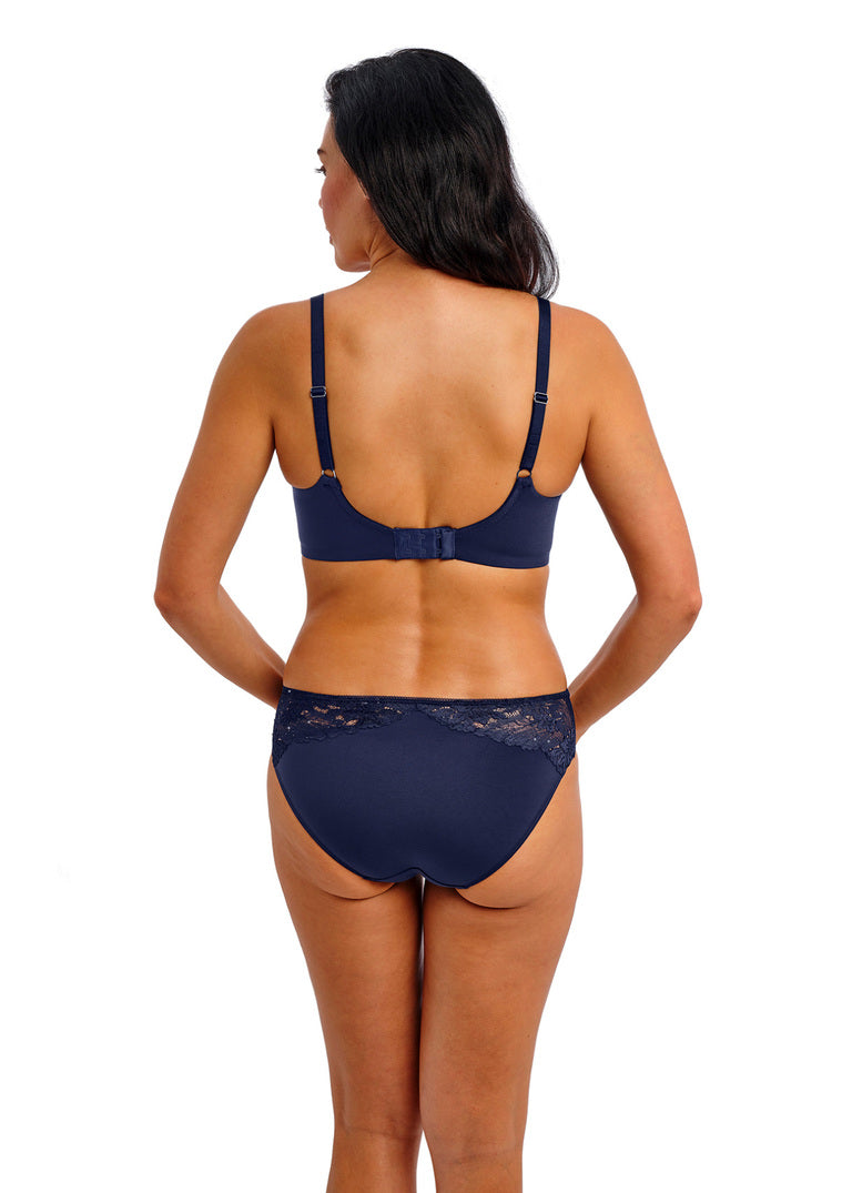 Wacoal | Most Divine Classic Underwire Bra | Dark Sapphire