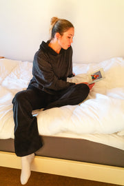 DKNY | Cropped Hoodie & Pant Set | Black