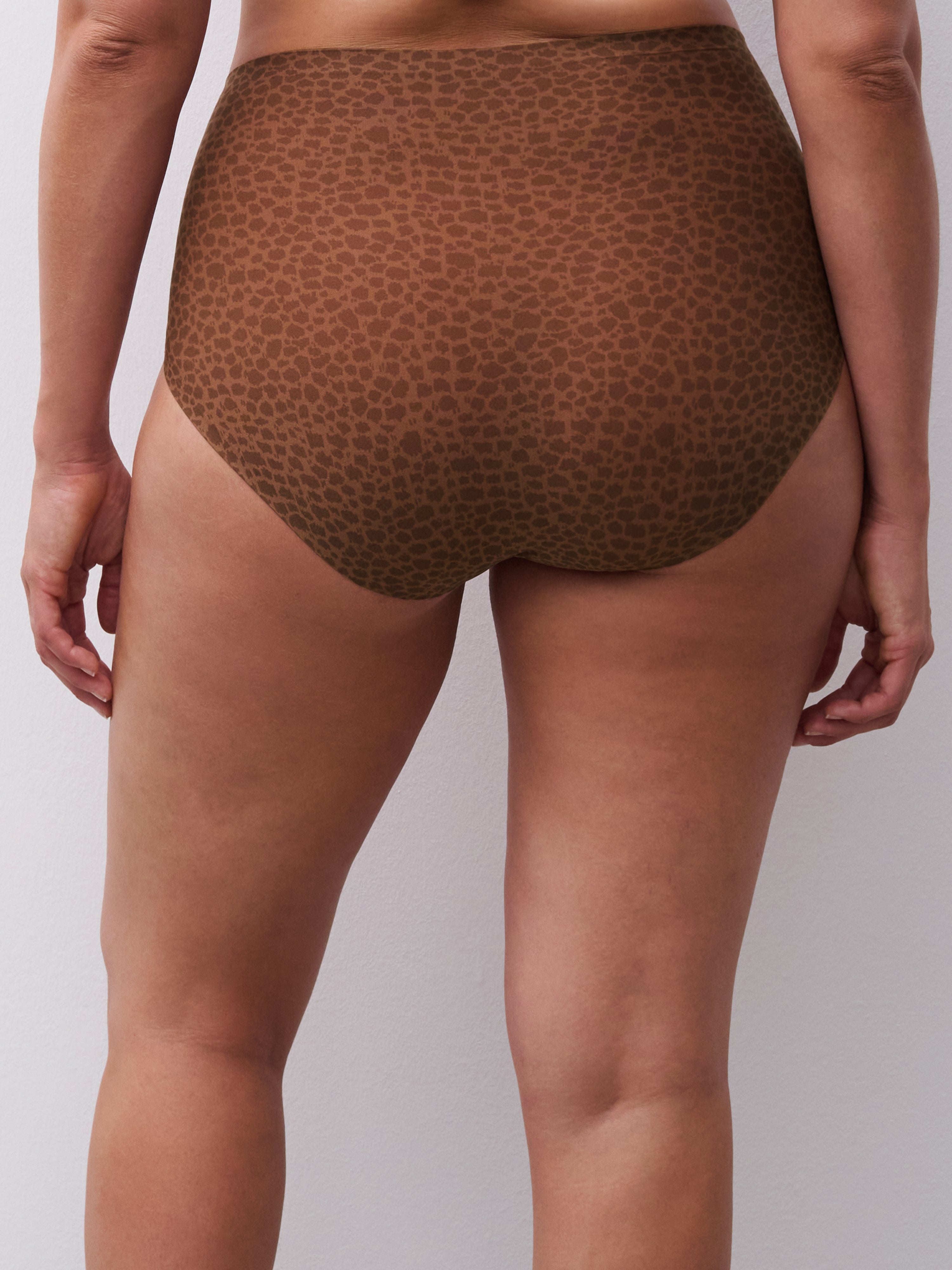 Chantelle | High Waist Brief 1XL-4XL | Wild Brown