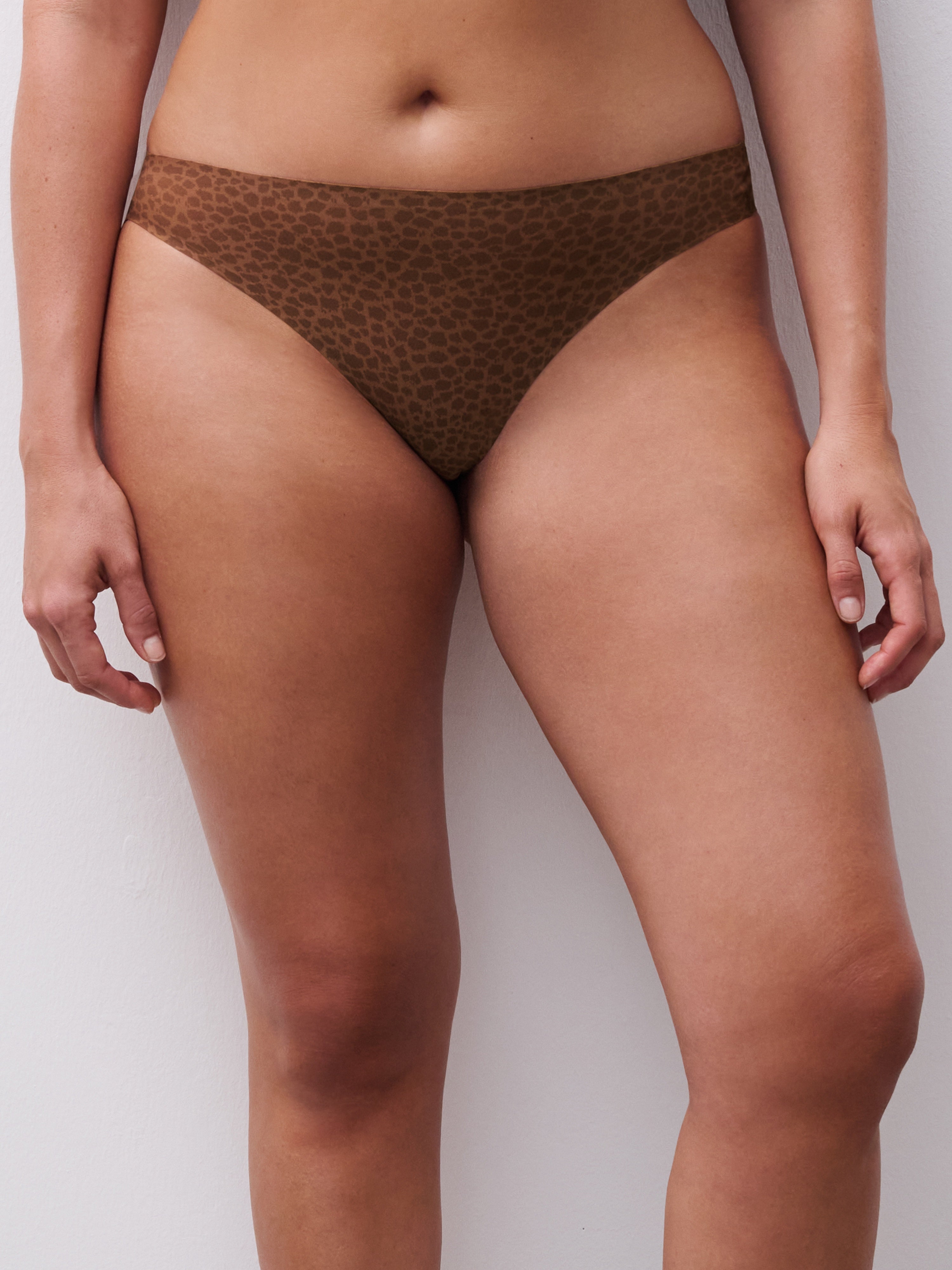 Chantelle | Thong | Wild Brown