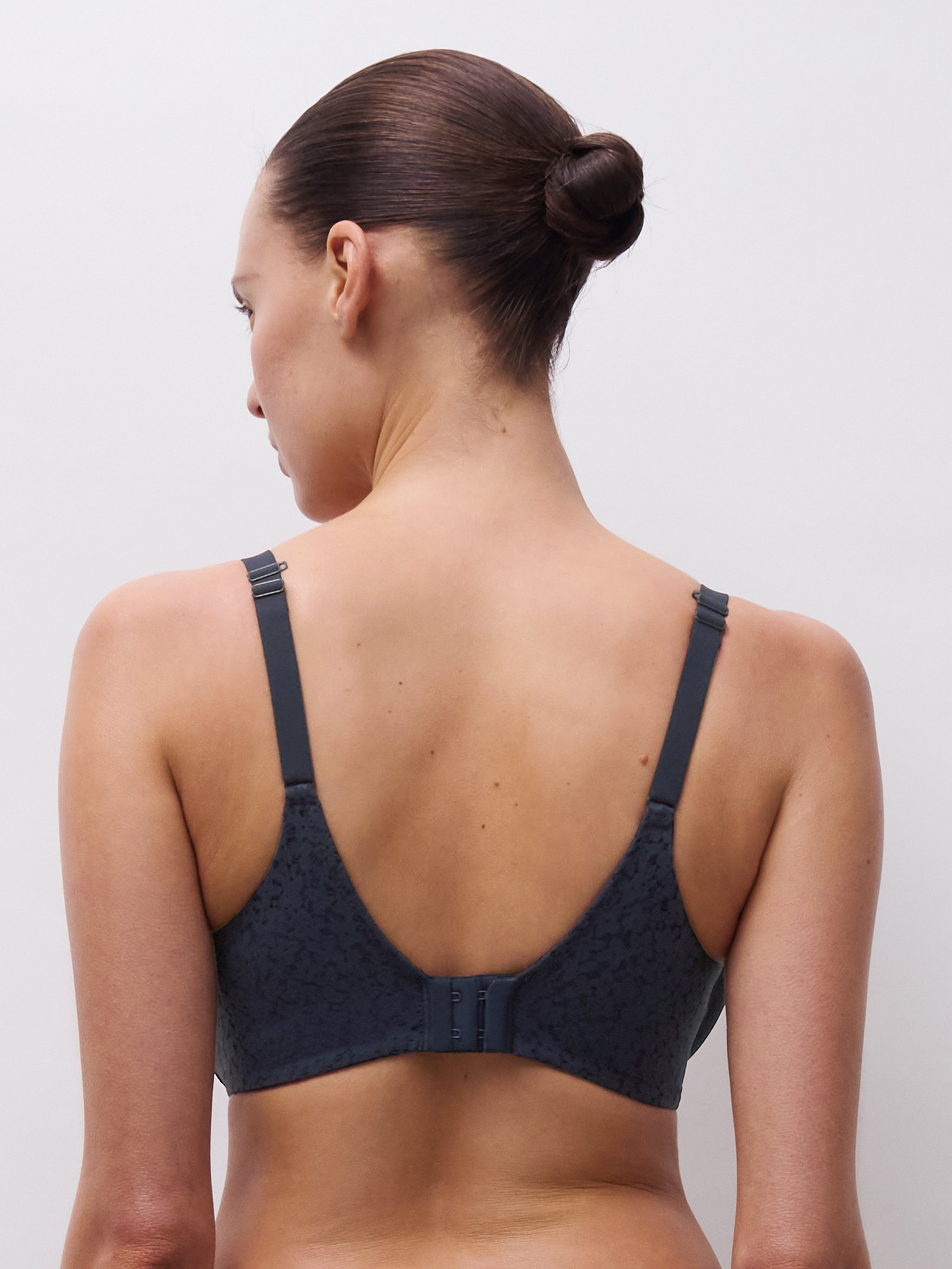 Chantelle | Norah Covering Spacer Bra | Ultramarine