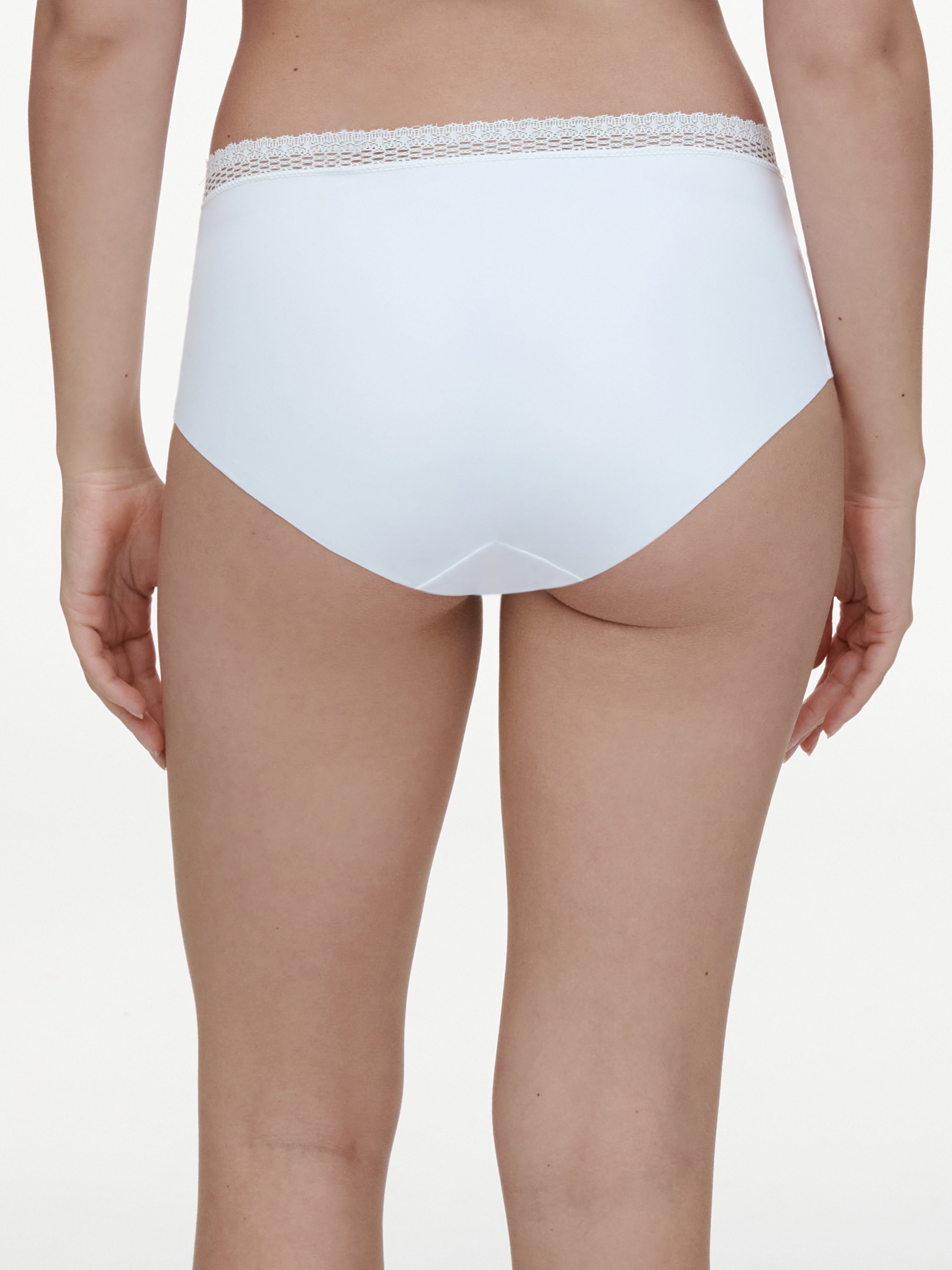 Chantelle | Cozy Chic Full Brief | White