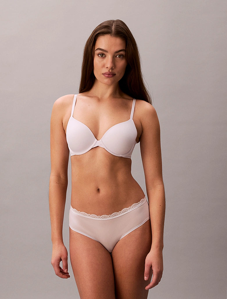 Calvin Klein | Micro Stretch Lace 3 Pack Hipsters | Black/ Tulip/ Frosty Lilac