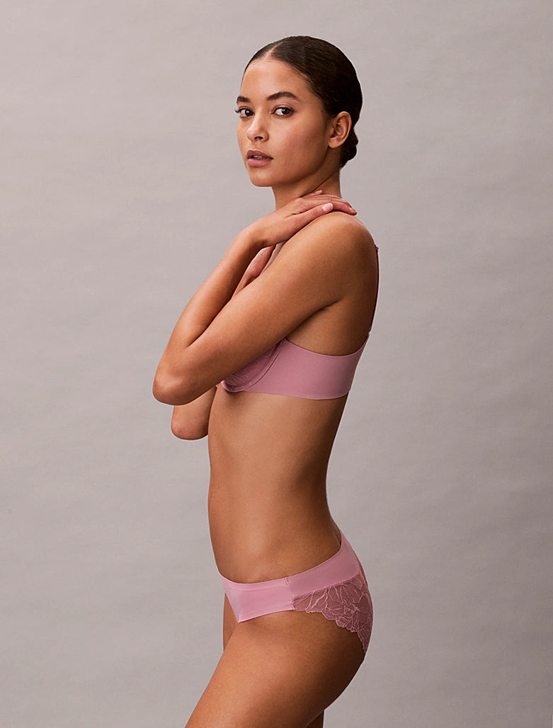 Calvin Klein | Perfectly Fit Lace Bikini Brief | Soft Mauve