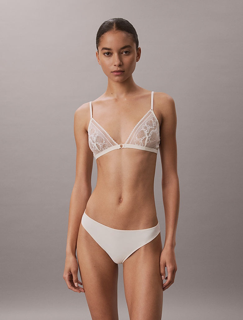 Calvin Klein | Unlined Triangle Bra Eternal Stretch Lace | Ivory