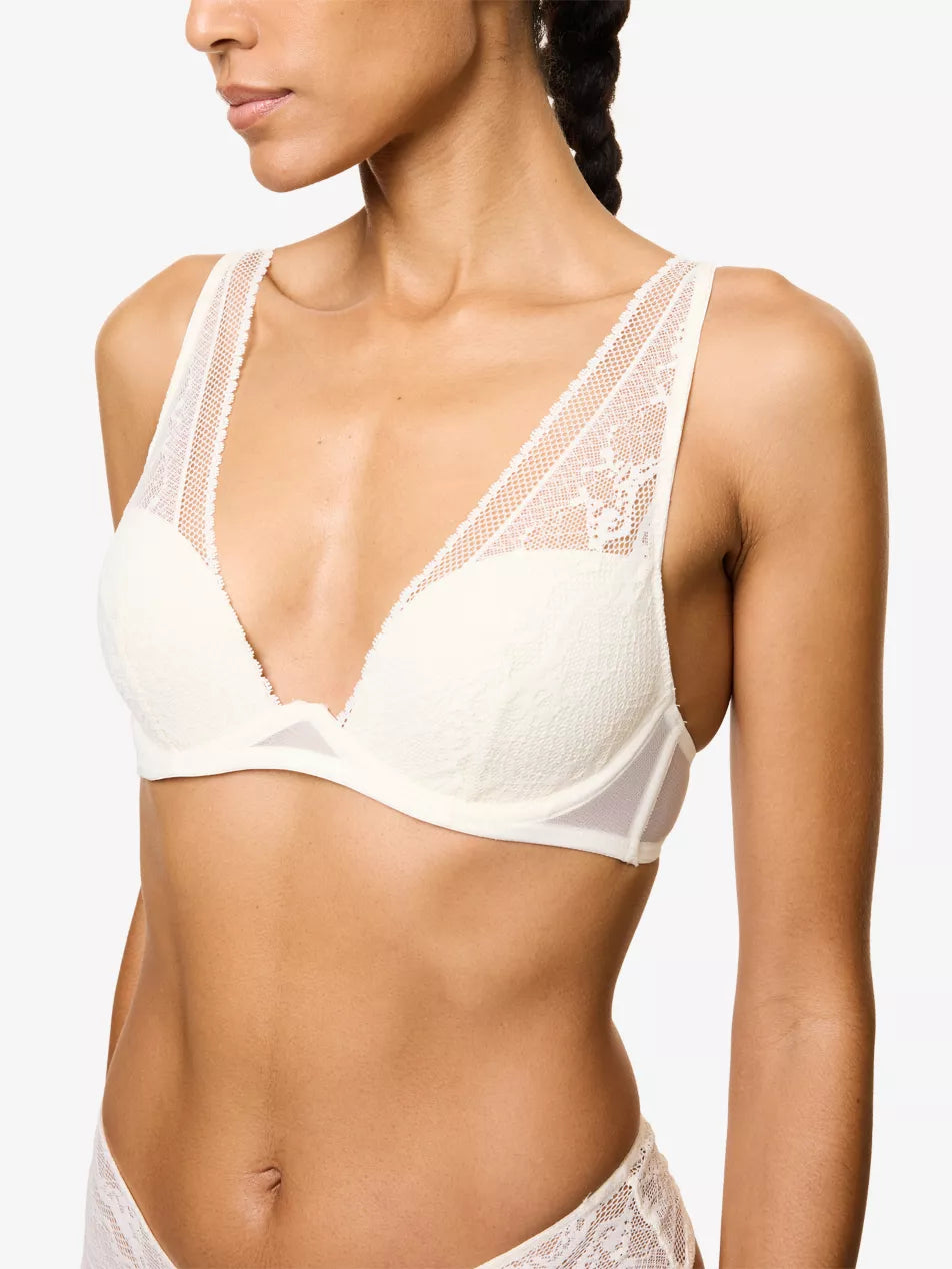 Calvin Klein | Lightly Lined Plunge Bra | Ivory