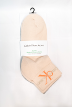 Load image into Gallery viewer, Calvin Klein | 2 Pack Quarter Socks | Almond
