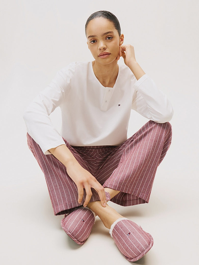 Tommy Hilfiger | Flannel Pyjamas & Slippers Gift Box | Ecru / Stripe Rouge