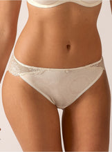 Load image into Gallery viewer, Empreinte | Lily Rose Brief | Chantilly
