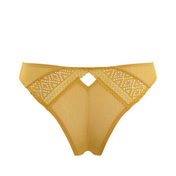 Cleo | Atlanta Brazilian | Maple