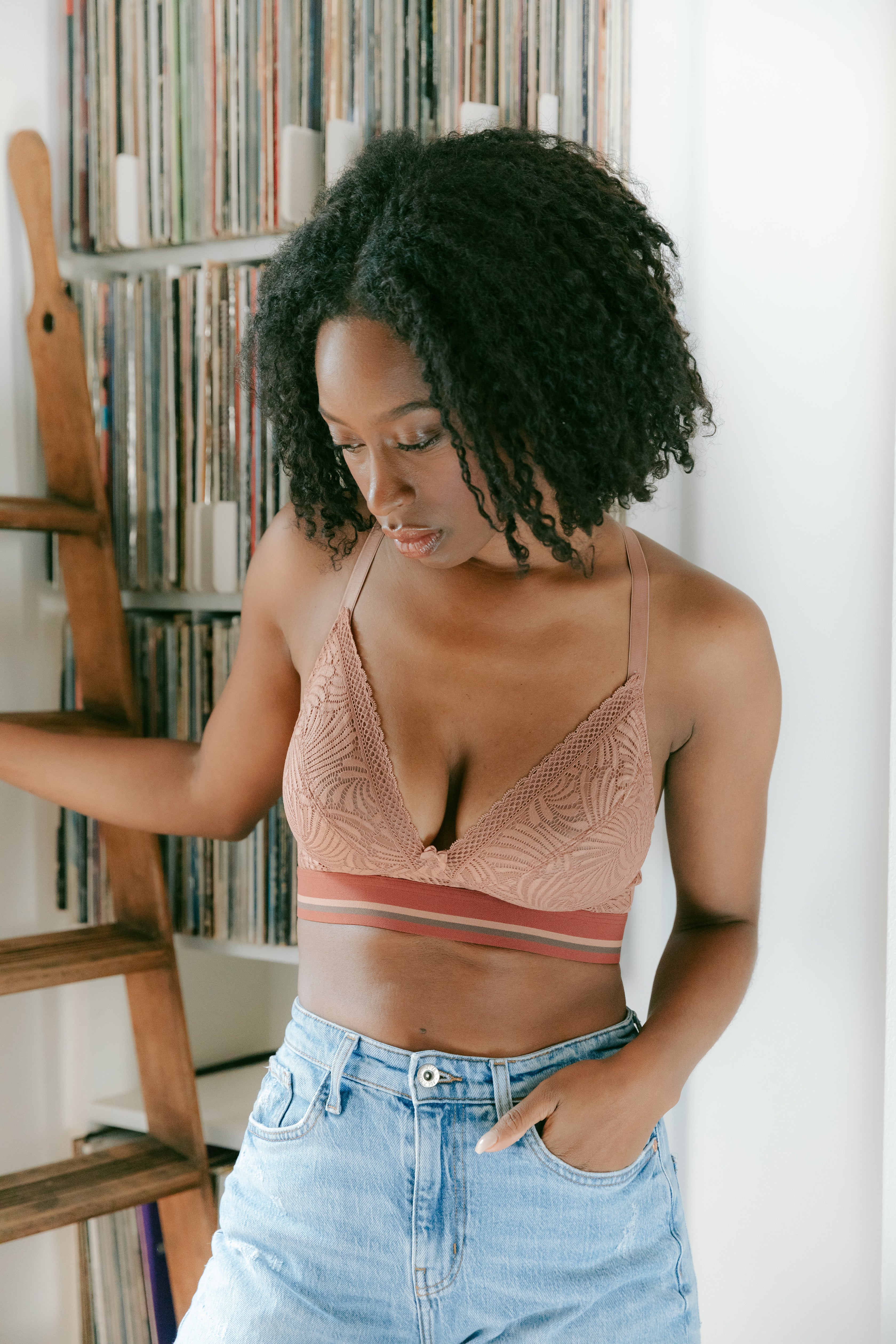 Cleo | Lyzy Vibe Bralette | Caramel