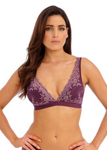 Load image into Gallery viewer, Wacoal | Embrace Lace Bralette | Plum
