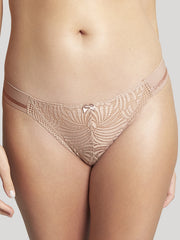 Cleo | Lyzy Vibe Brazilian | Vintage