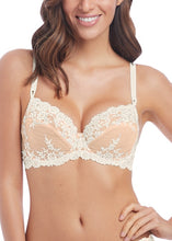 Load image into Gallery viewer, Wacoal | Embrace Lace Classic | Naturally Nude
