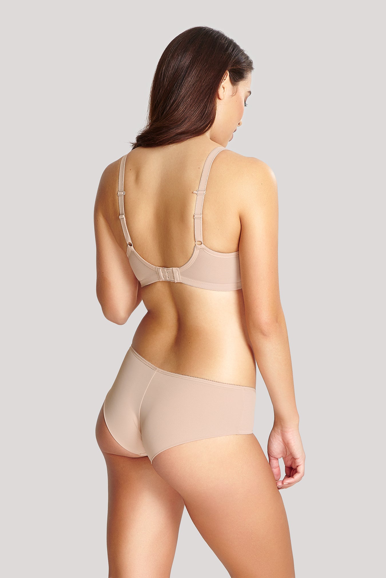 Panache | Cari Spacer | Champagne