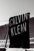 Load image into Gallery viewer, Calvin Klein | Beach Towel | Black
