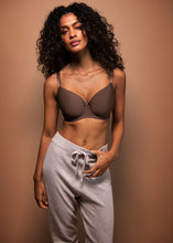 Load image into Gallery viewer, Freya | Idol Moulded T Shirt Bra | Coffee Roast
