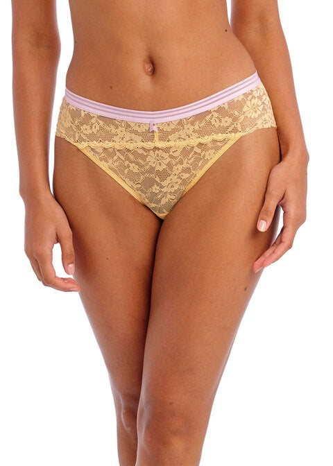 Freya | Offbeat Brief | Lemon