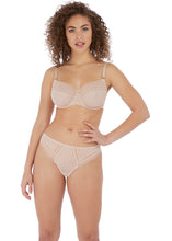 Load image into Gallery viewer, Freya | Viva Lace Thong | Beige
