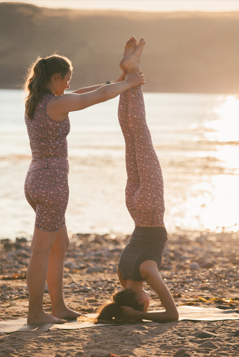West 79 | Twist Front Top | Coral Leopard