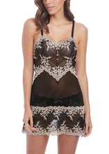 Load image into Gallery viewer, Wacoal | Embrace Lace Chemise | Black
