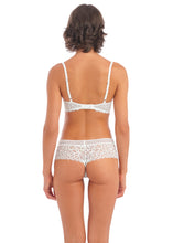 Load image into Gallery viewer, Wacoal | Raffine Push up | White
