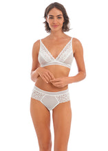 Load image into Gallery viewer, Wacoal | Raffine Bralette | White
