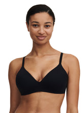 Load image into Gallery viewer, Chantelle | Pila Wirefree Triangle Bra | Black
